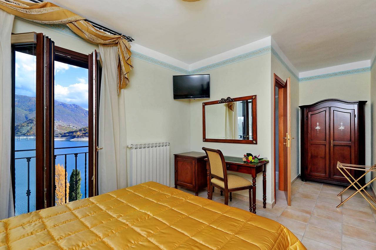 Colle di Tora Turano Resort מראה חיצוני תמונה